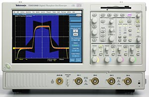 Tektronix VM5000 Automated Video Measurement Set